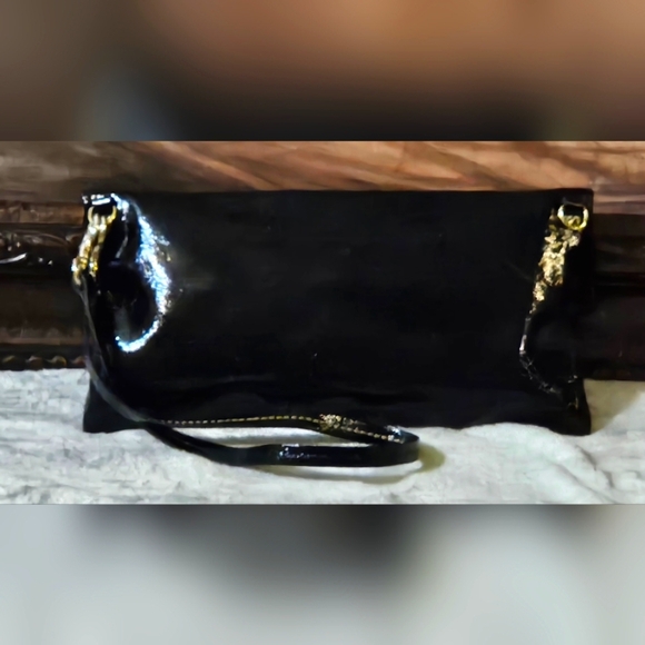 Dooney & Bourke Black Clutch Wristlet - Picture 8 of 8